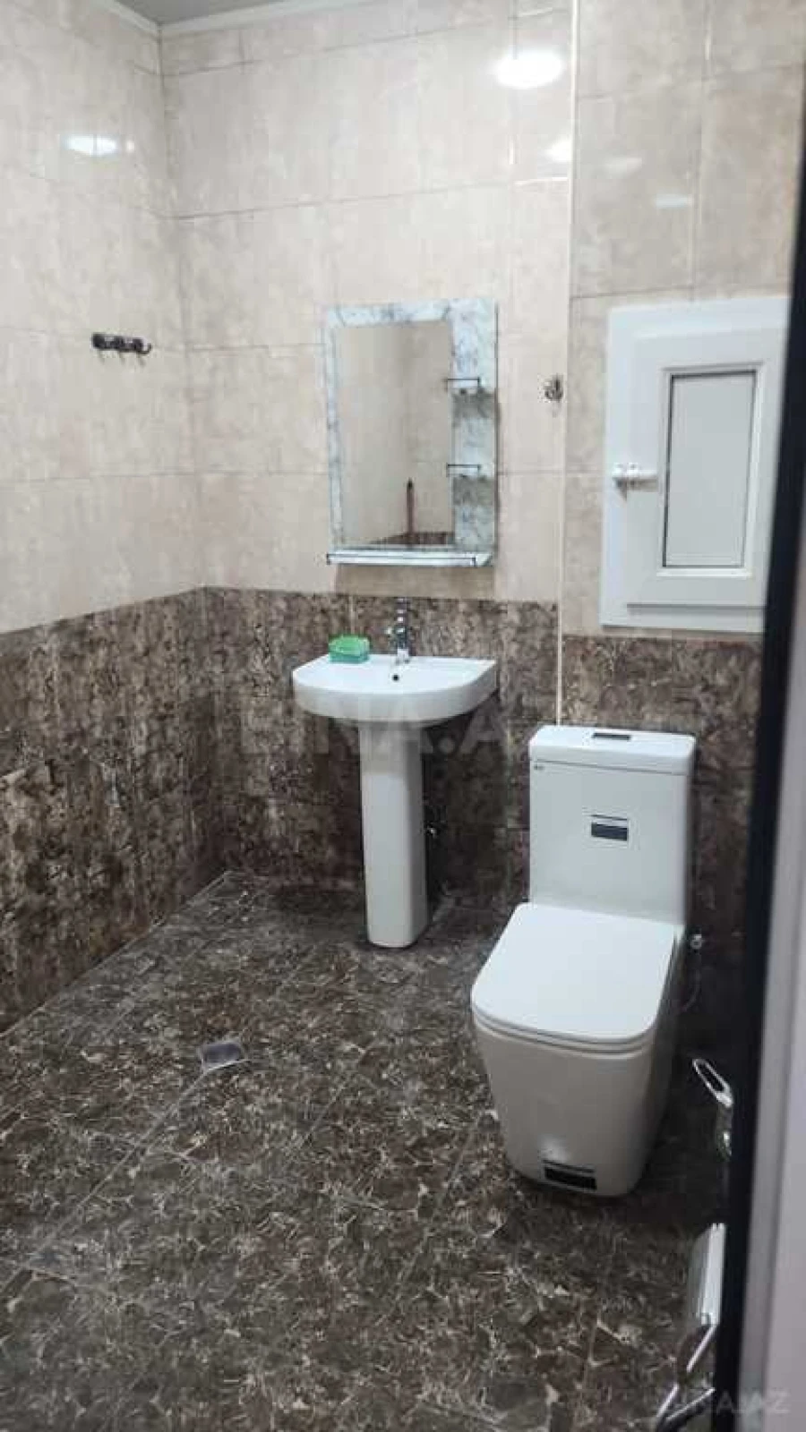 Satılır 1 otaqlı mənzil 45 m²
