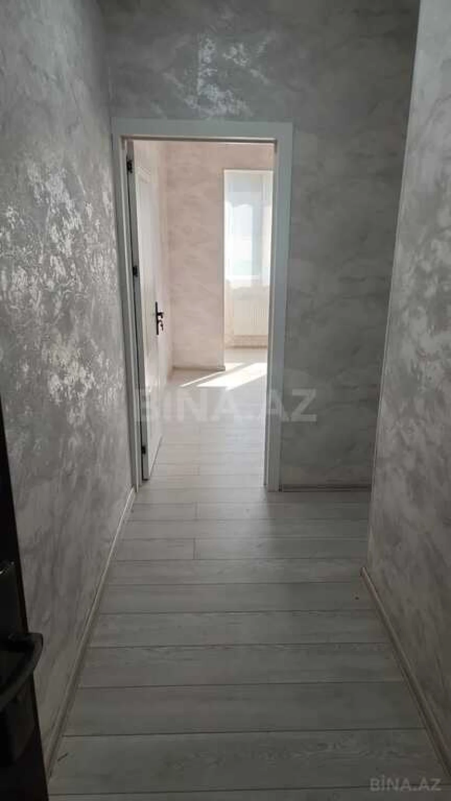 Satılır 1 otaqlı mənzil 45 m²