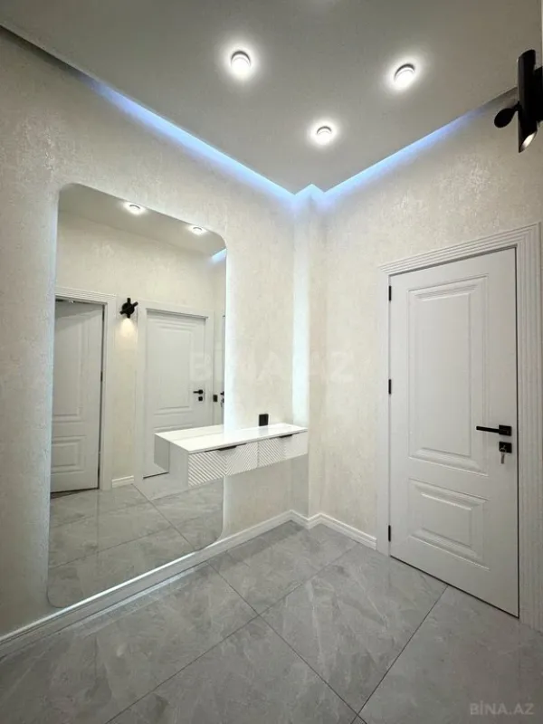 Satılır 2 otaqlı mənzil 55 m²