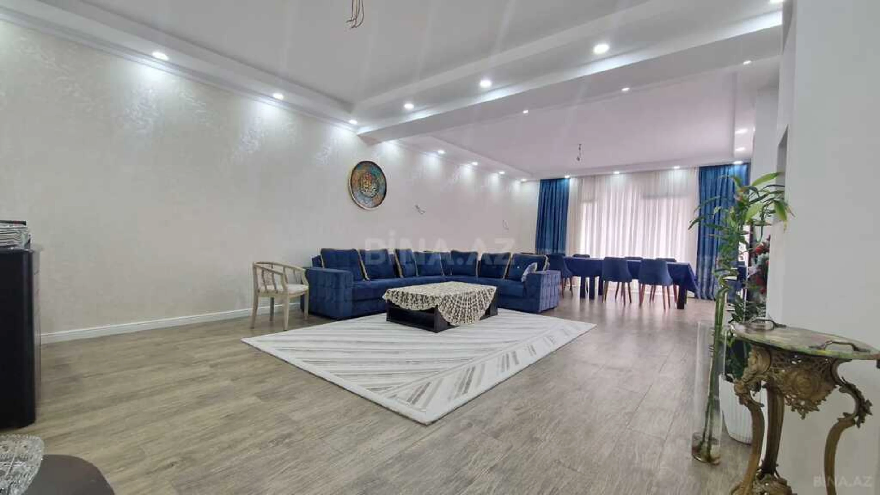 Satılır 6 otaqlı həyət evi 360 m²