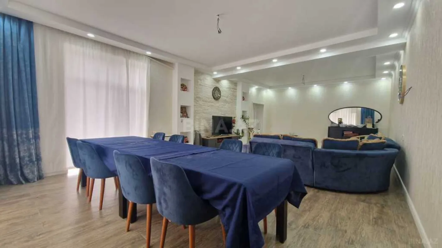 Satılır 6 otaqlı həyət evi 360 m²