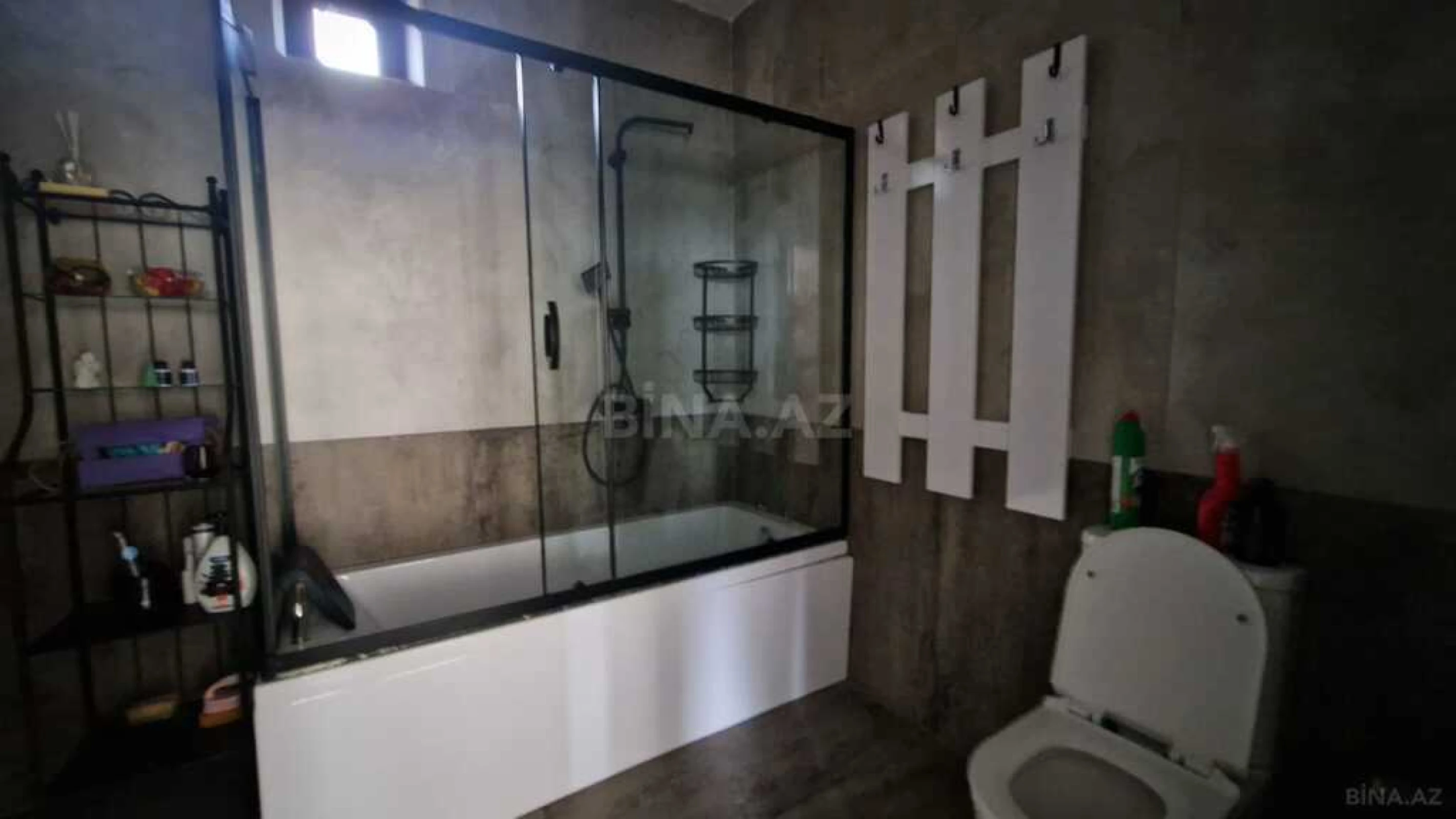 Satılır 6 otaqlı həyət evi 360 m²