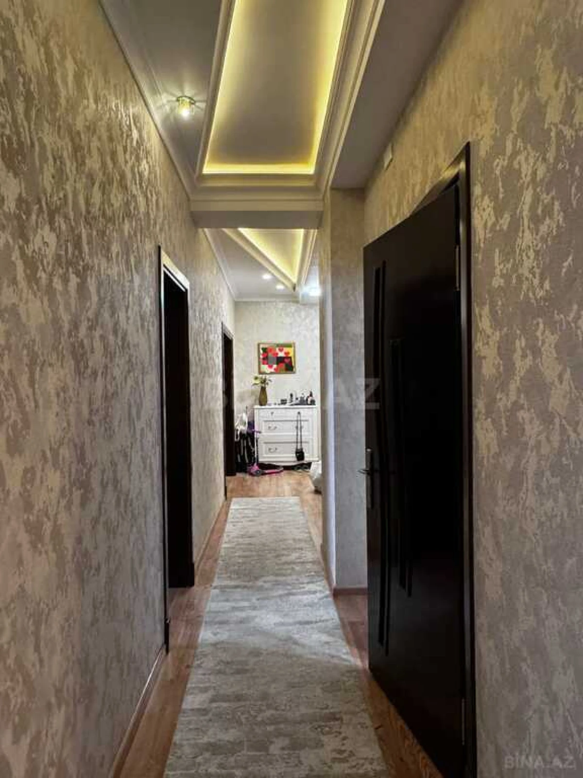 Satılır 3 otaqlı mənzil 113 m²