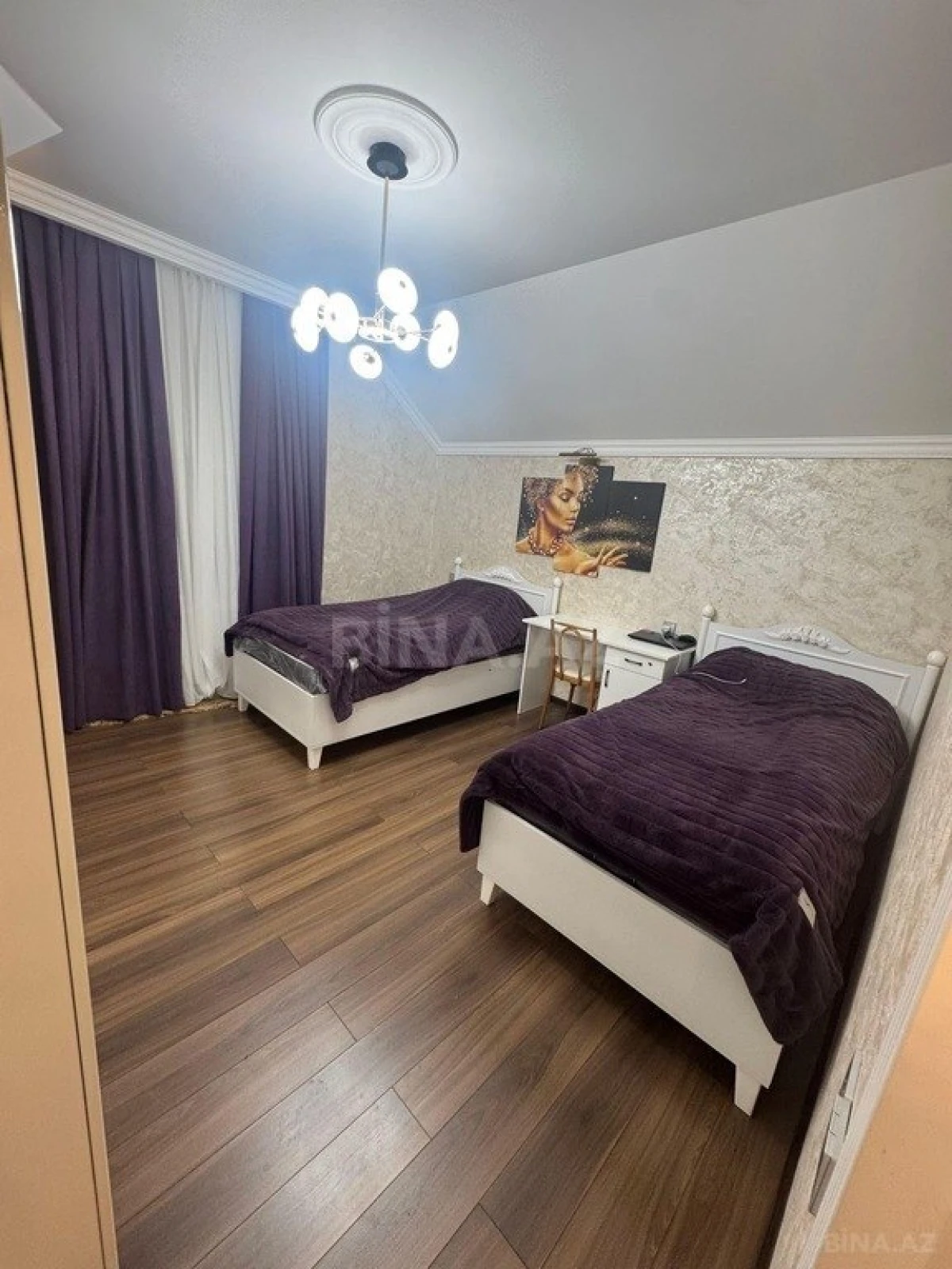 Satılır 4 otaqlı həyət evi 400 m²