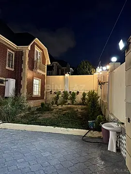 Satılır 4 otaqlı həyət evi 400 m²