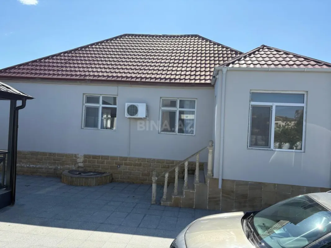 Kirayə verilir 6 otaqlı həyət evi 300 m²