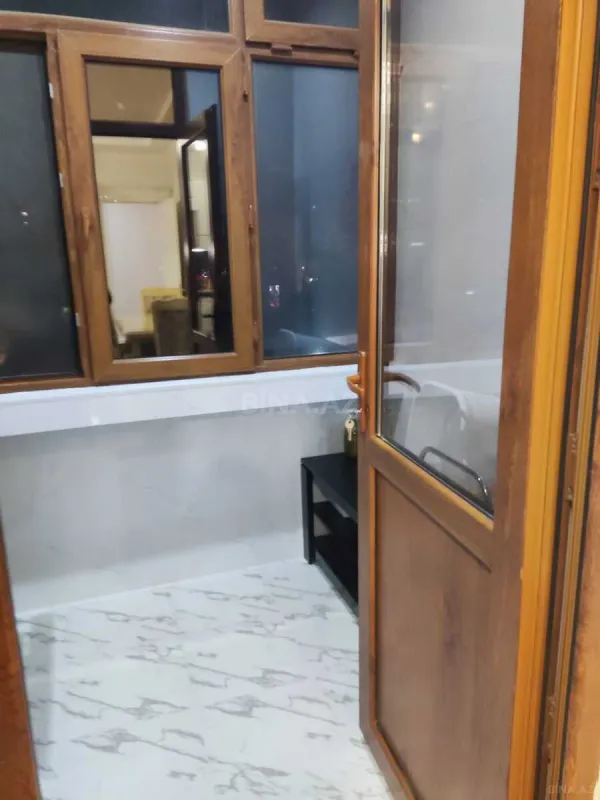 Satılır 3 otaqlı mənzil 114 m²