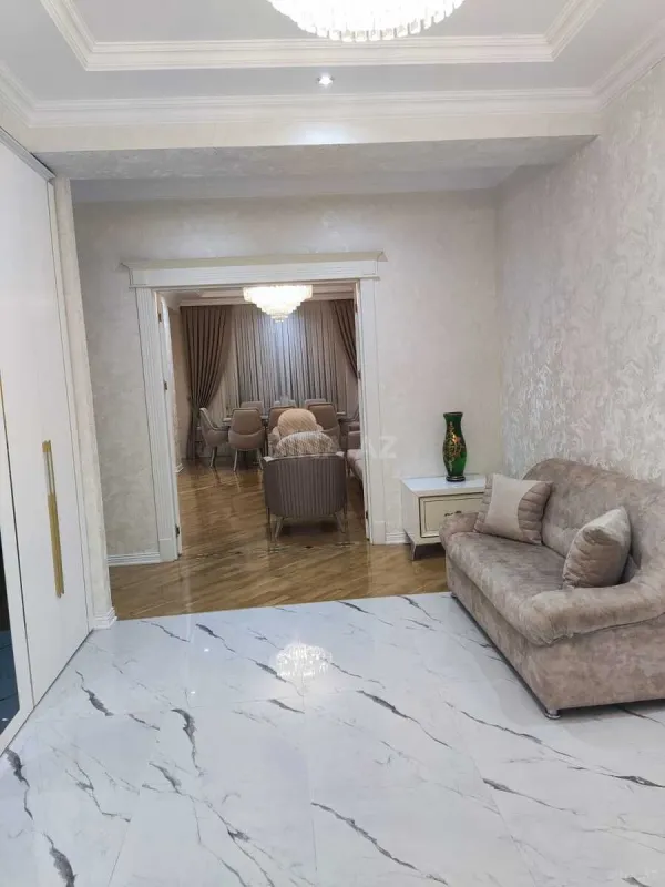 Satılır 3 otaqlı mənzil 114 m²