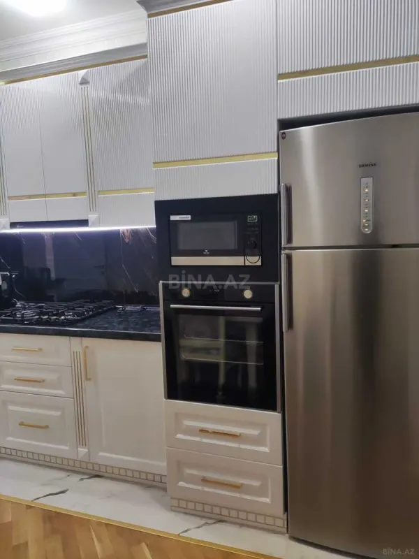 Satılır 3 otaqlı mənzil 114 m²