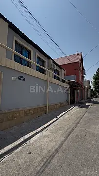 Satılır 7 otaqlı həyət evi 330 m²