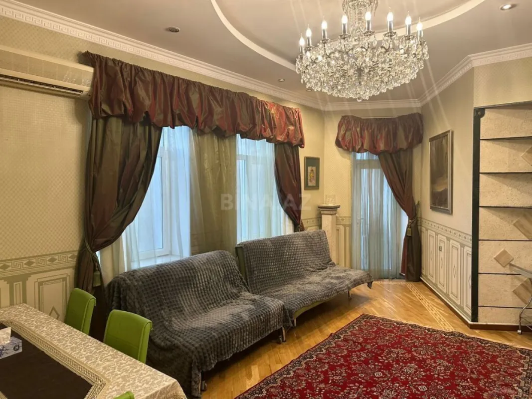 Satılır 3 otaqlı mənzil 100 m²