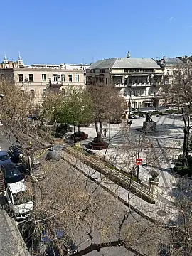 Satılır 3 otaqlı mənzil 100 m²