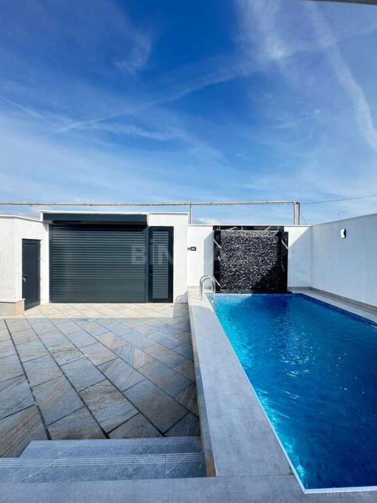 Satılır 4 otaqlı həyət evi 150 m²