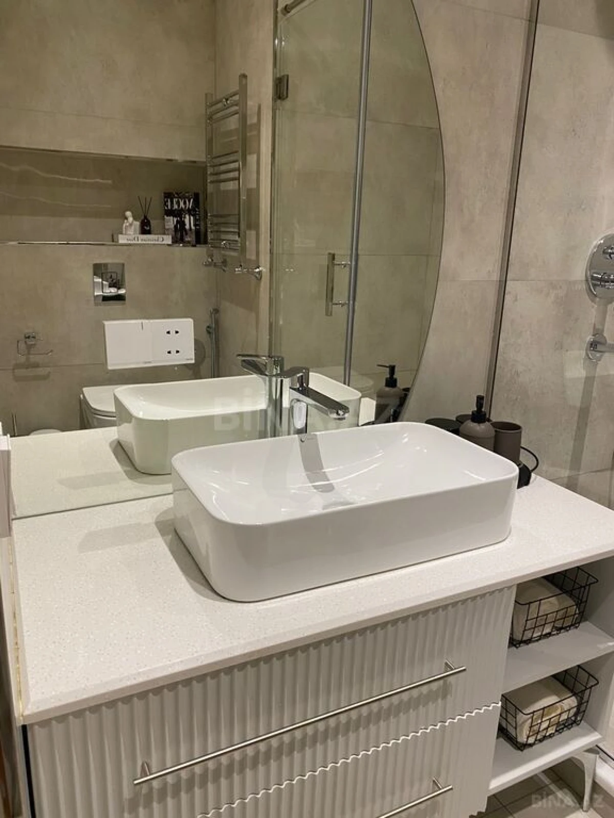 Kirayə verilir 3 otaqlı mənzil 130 m²