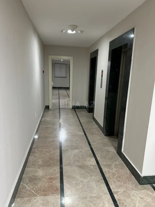 Satılır 3 otaqlı mənzil 114 m²