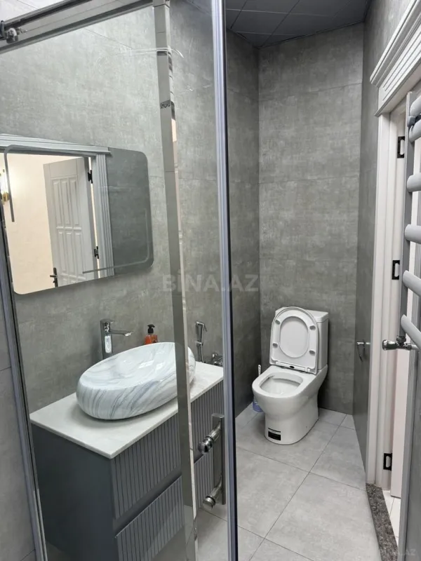 Satılır 3 otaqlı mənzil 114 m²