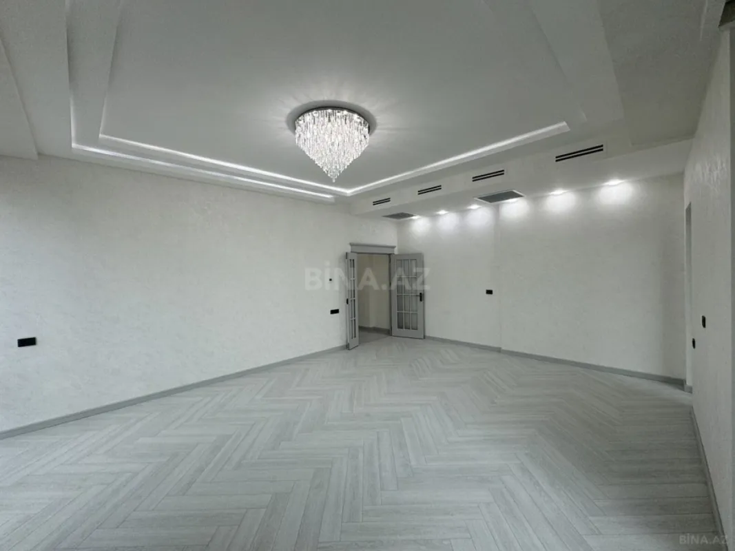Satılır 3 otaqlı mənzil 114 m²