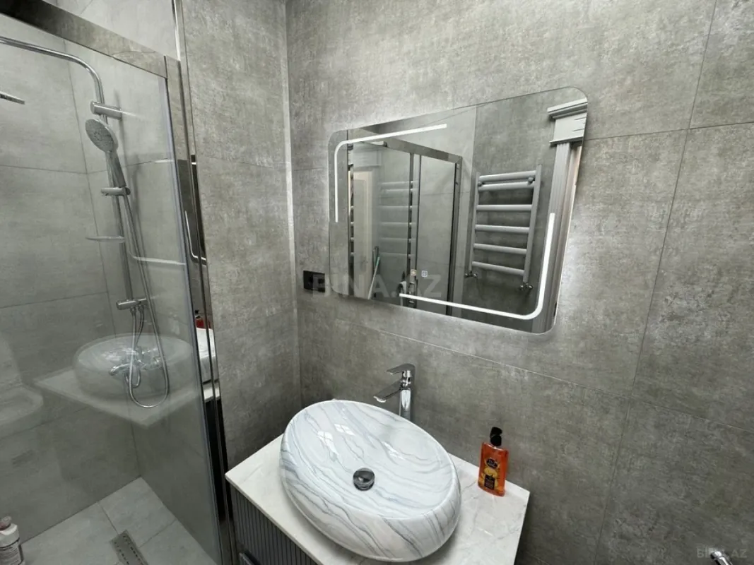 Satılır 3 otaqlı mənzil 114 m²