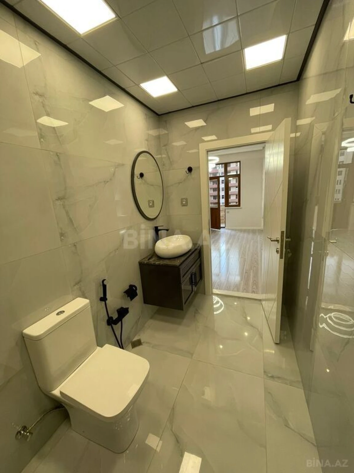 Kirayə verilir 3 otaqlı mənzil 120 m²