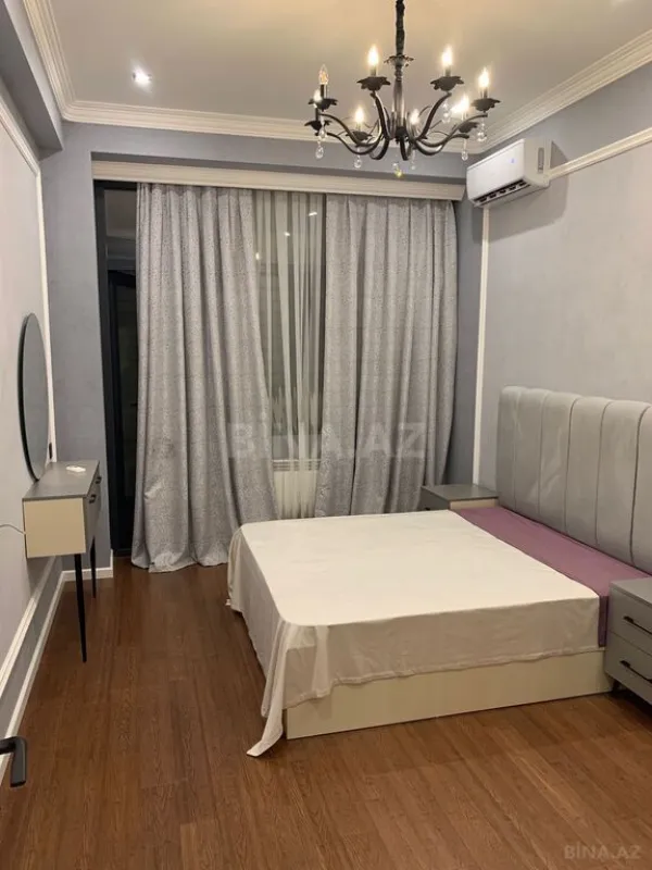 Kirayə verilir 2 otaqlı mənzil 65 m²