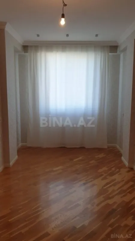 Satılır 3 otaqlı mənzil 96 m²