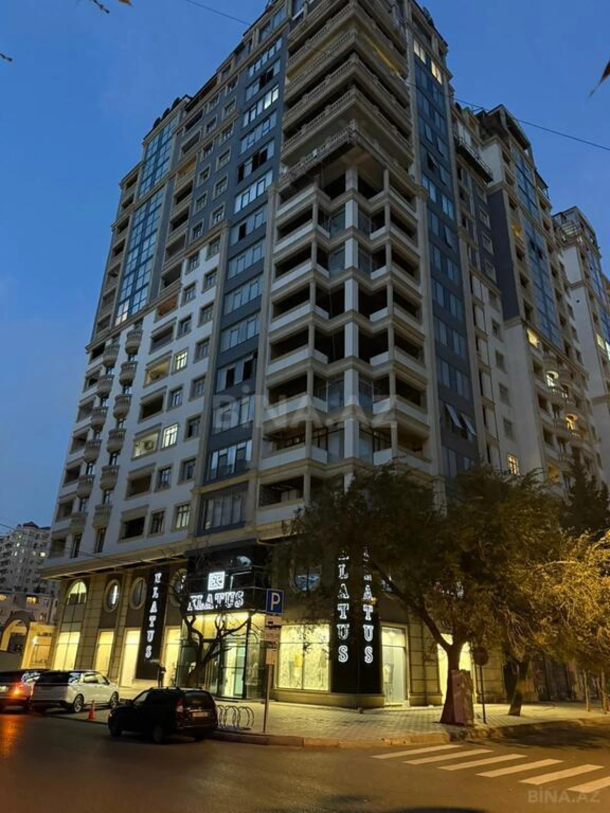 Satılır 2 otaqlı mənzil 74 m²