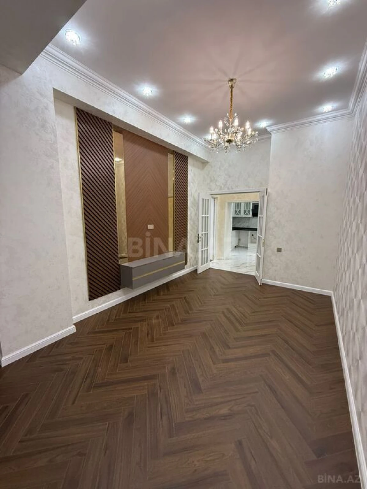 Satılır 2 otaqlı mənzil 74 m²