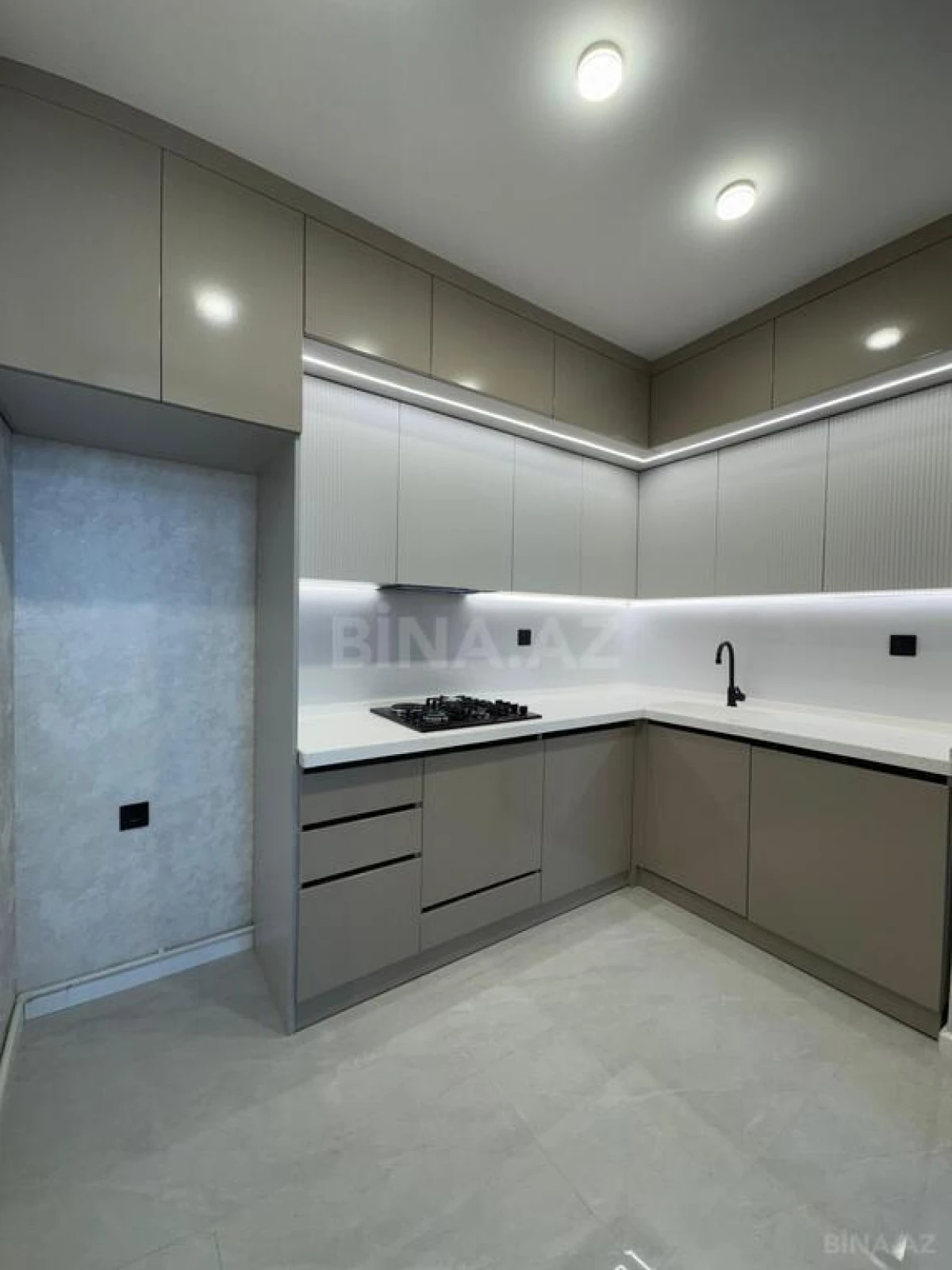 Satılır 3 otaqlı mənzil 80 m²