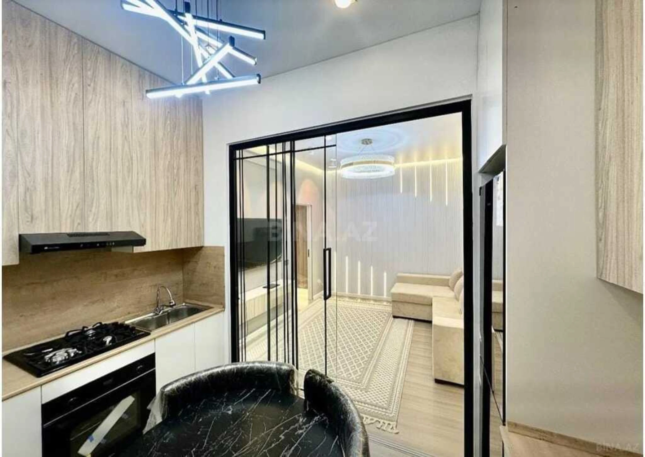 Kirayə verilir 2 otaqlı mənzil 65 m²