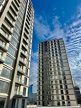 Satılır 2 otaqlı mənzil 92 m²