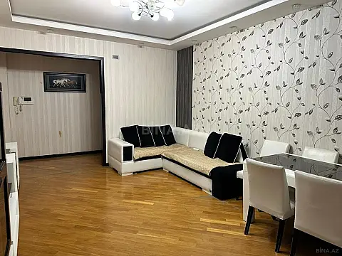 Satılır 3 otaqlı mənzil 120 m²