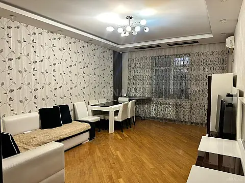 Satılır 3 otaqlı mənzil 120 m² — Bakı, Nərimanov 3 otaq 120.00 m²