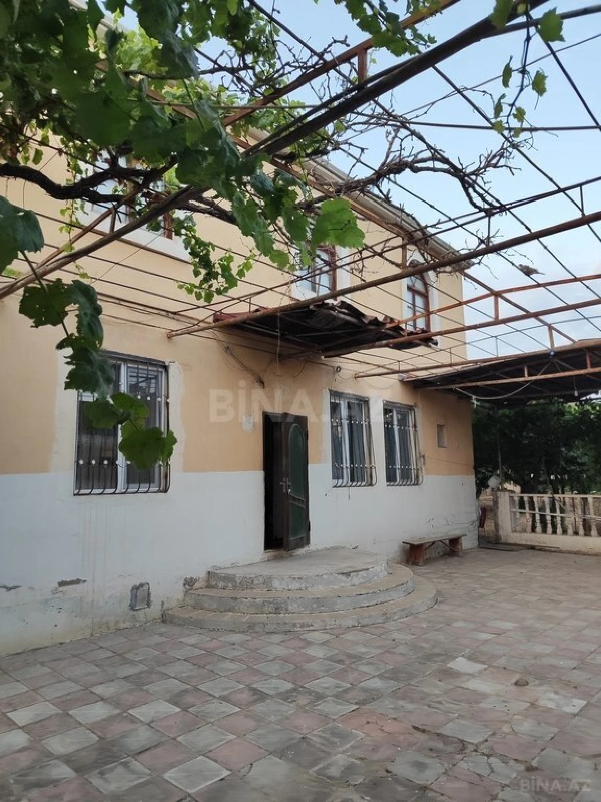 Satılır 6 otaqlı həyət evi 110 m²