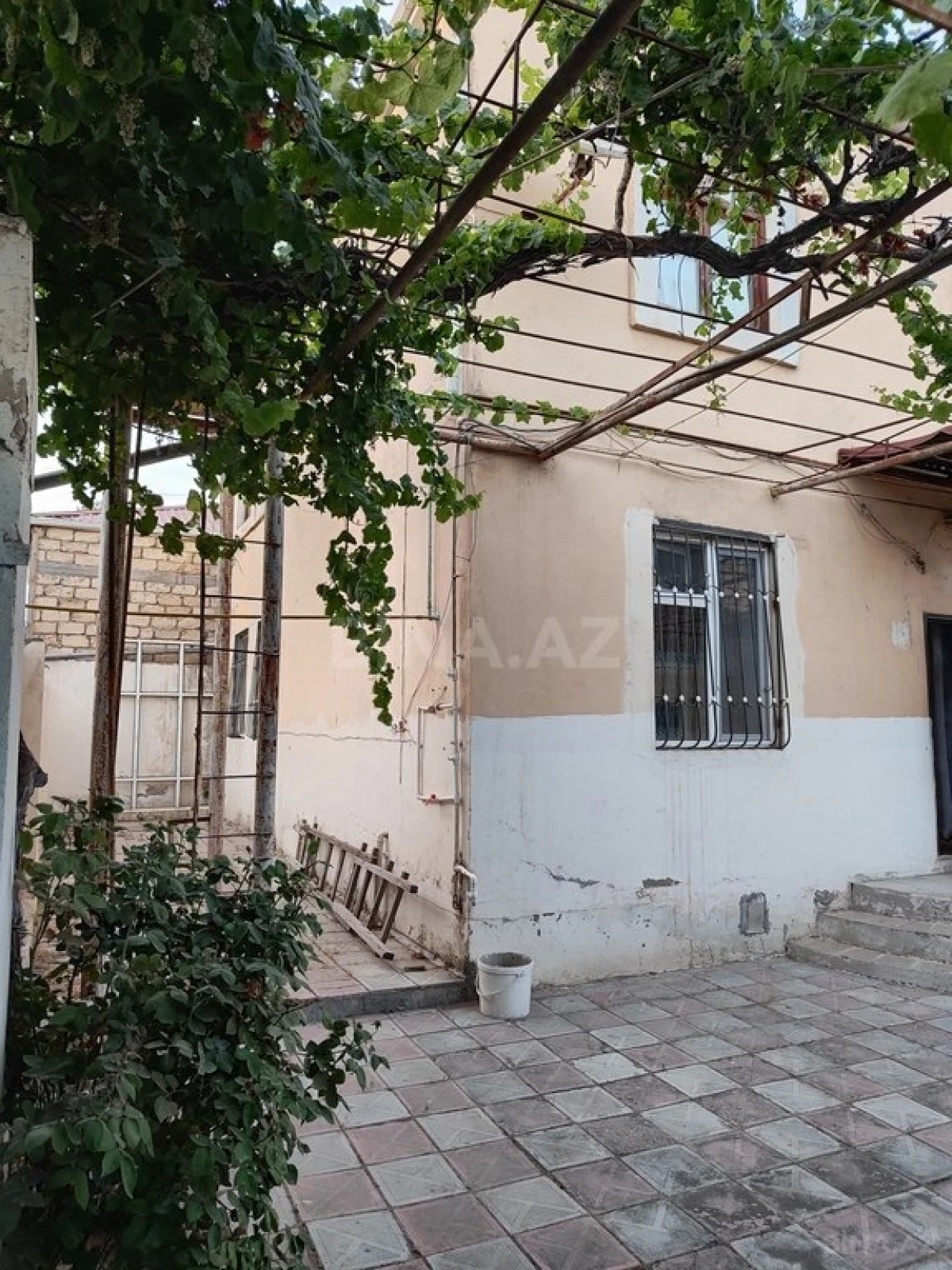 Satılır 6 otaqlı həyət evi 110 m²