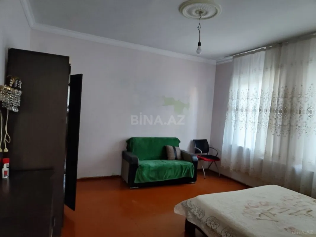 Satılır 6 otaqlı həyət evi 110 m²