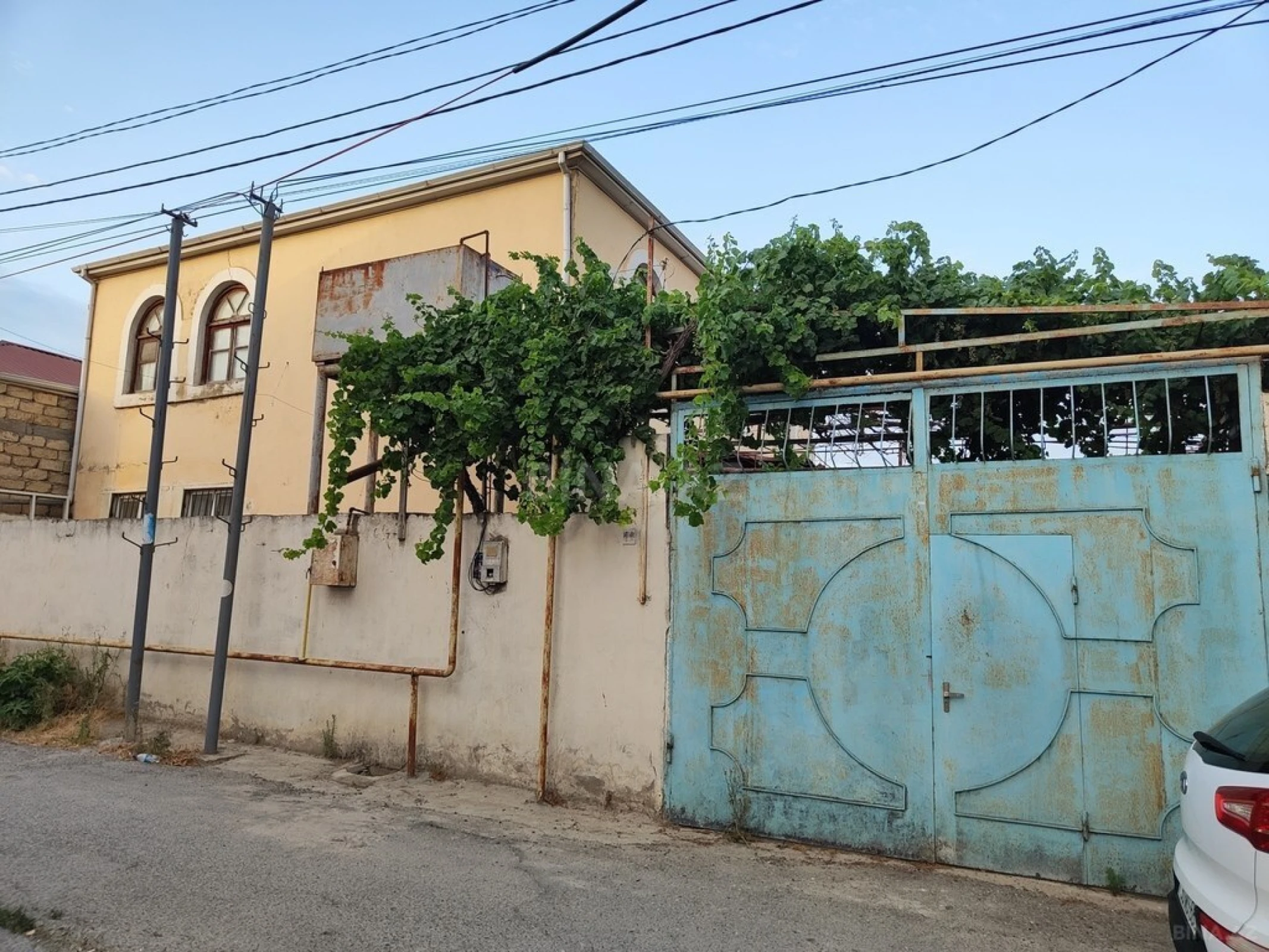 Satılır 6 otaqlı həyət evi 110 m²