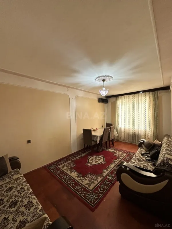 Satılır 2 otaqlı mənzil 65 m²