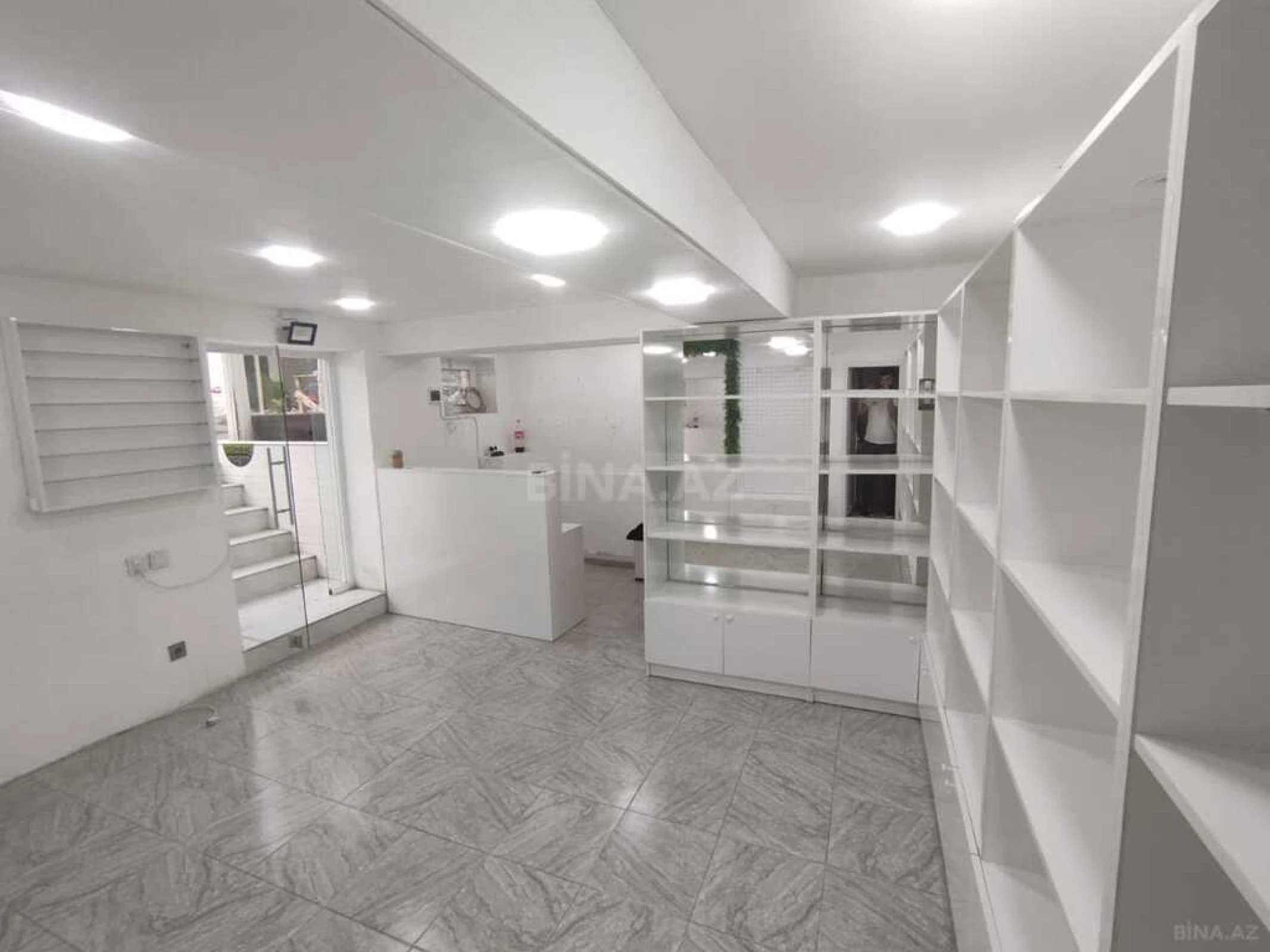 Kirayə verilir obyekt 30 m²