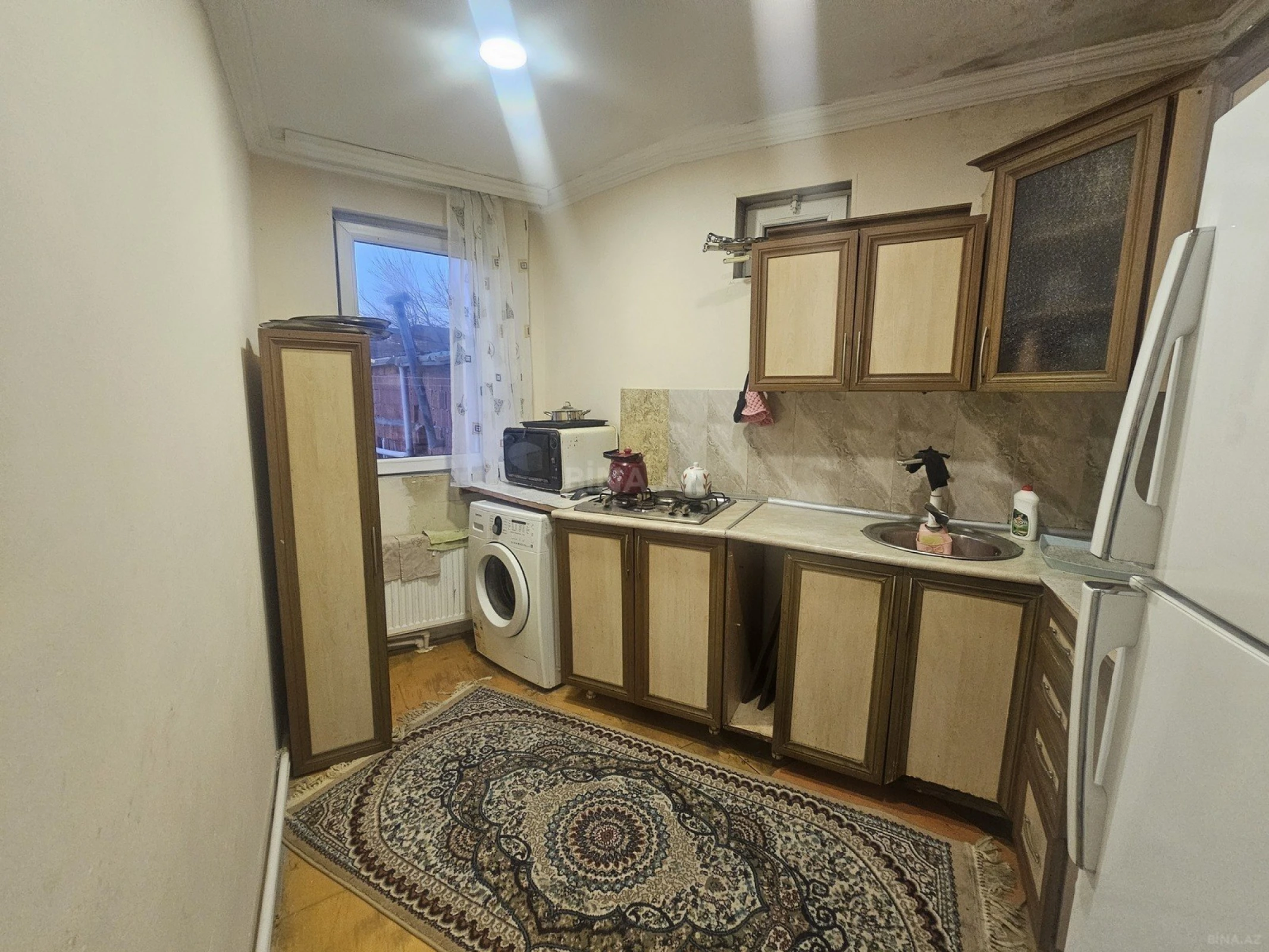 Satılır 5 otaqlı həyət evi 180 m²