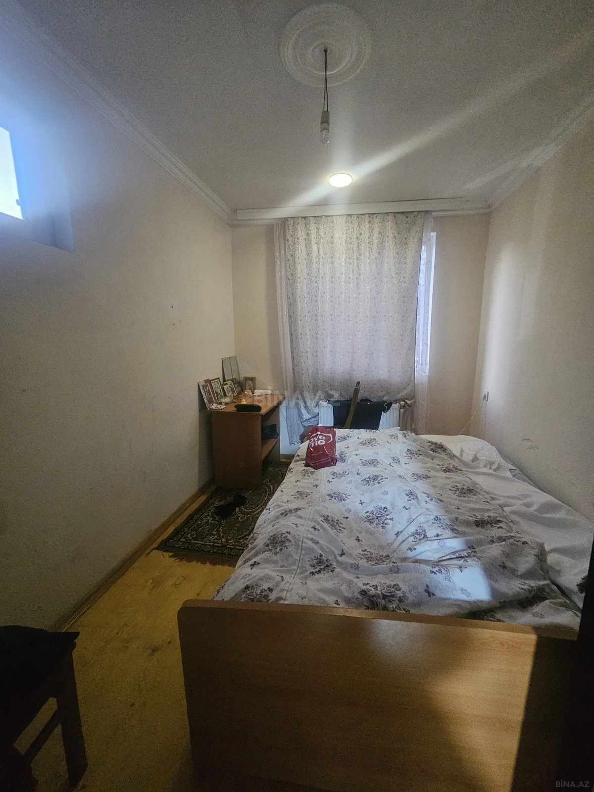 Satılır 5 otaqlı həyət evi 180 m²