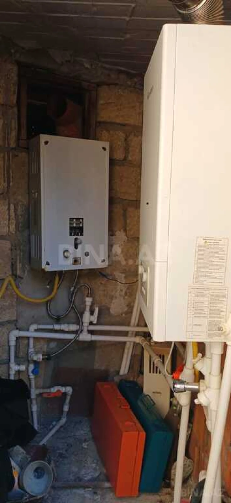 Satılır 5 otaqlı həyət evi 180 m²