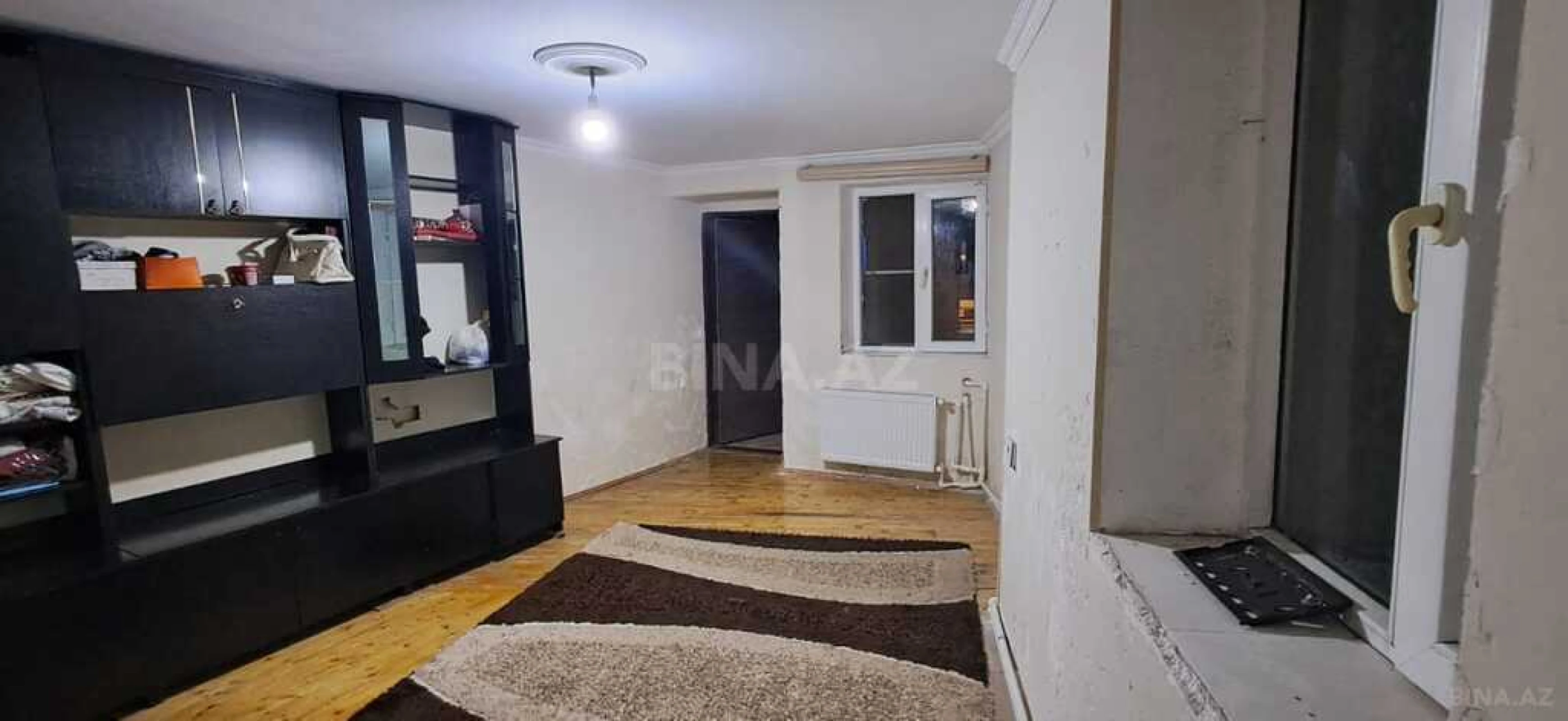 Satılır 5 otaqlı həyət evi 180 m²