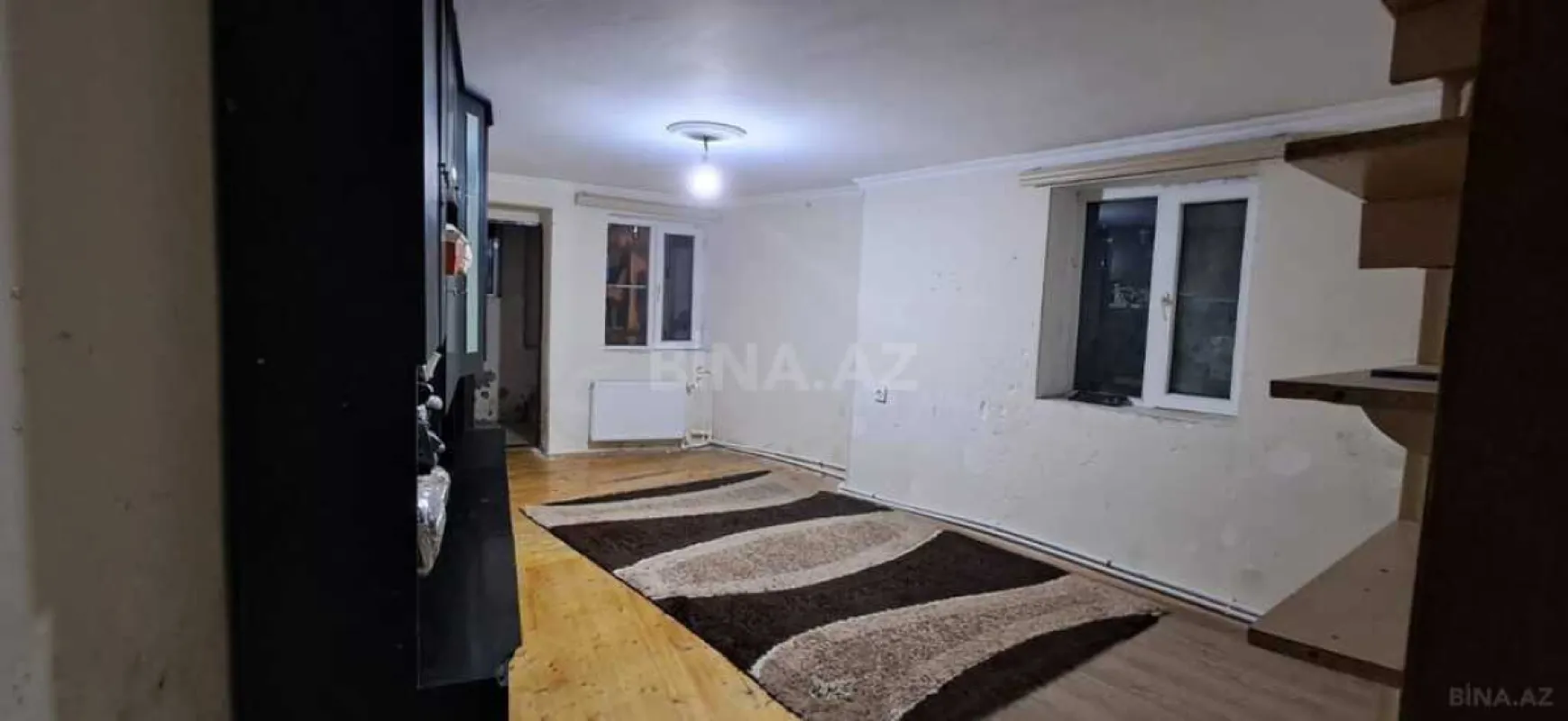 Satılır 5 otaqlı həyət evi 180 m²