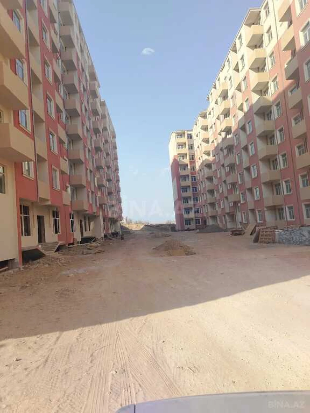 Satılır 1 otaqlı mənzil 49 m²