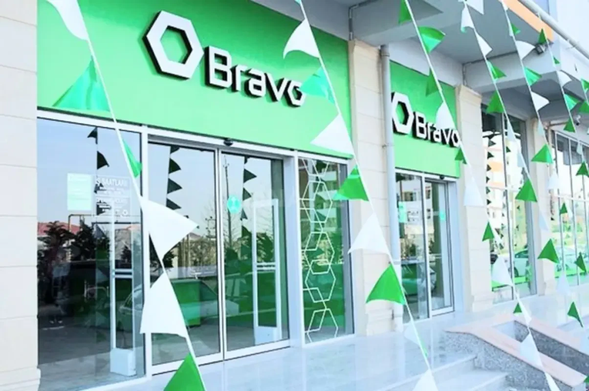 Kirayə verilir 2 otaqlı mənzil 90 m²