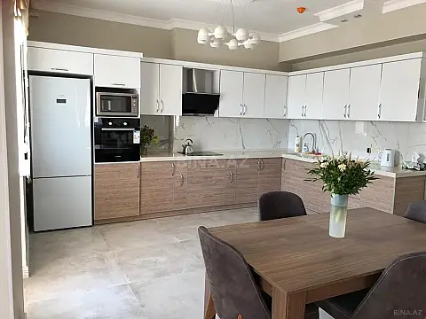 Kirayə verilir 3 otaqlı mənzil 105 m²