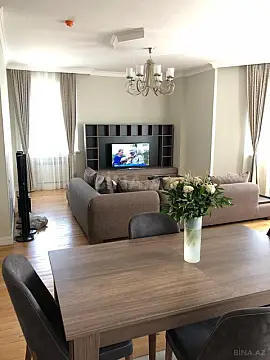 Kirayə verilir 3 otaqlı mənzil 105 m² — Bakı 3 otaq 105.00 m²