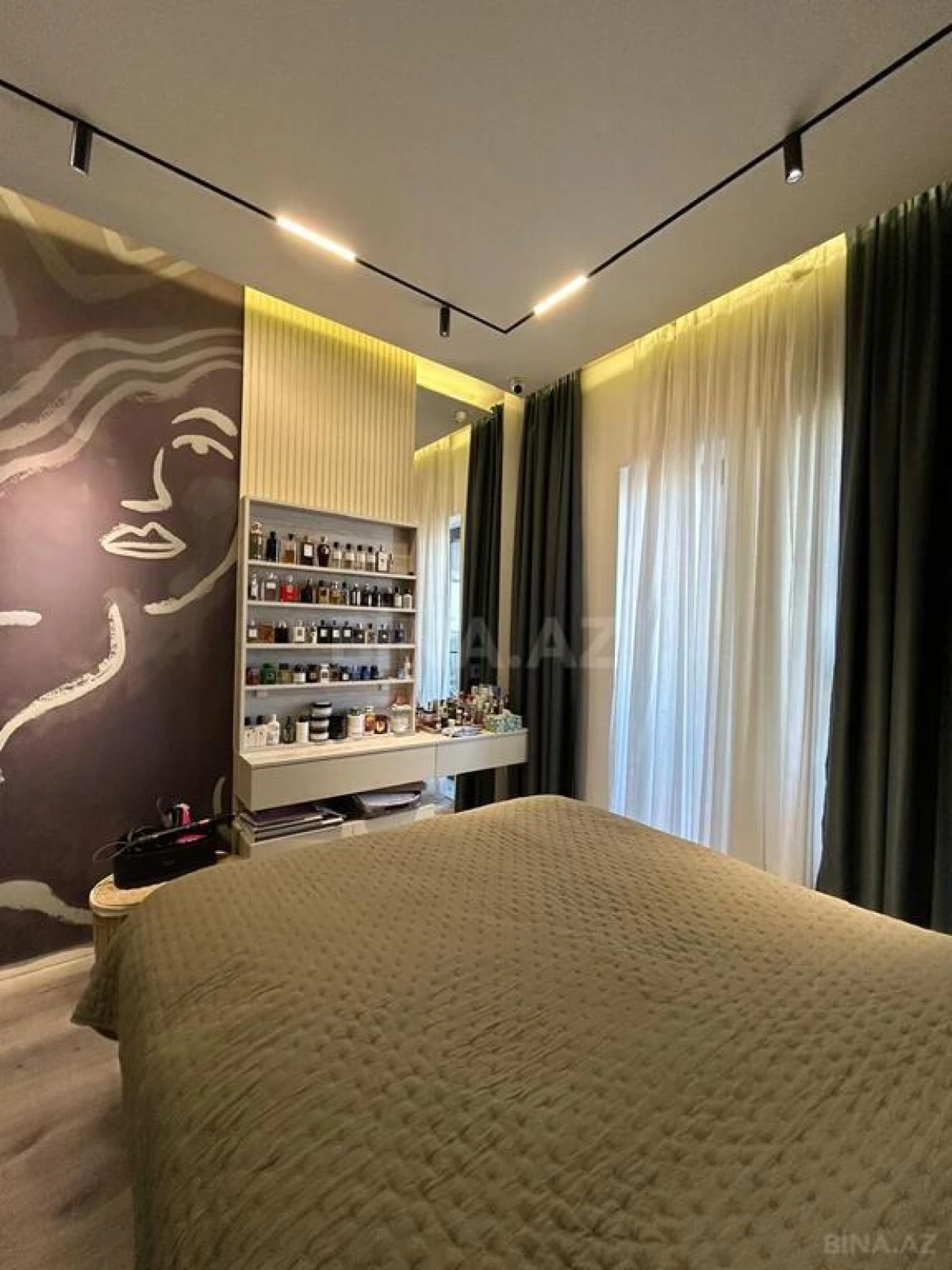 Satılır 3 otaqlı mənzil 89 m²