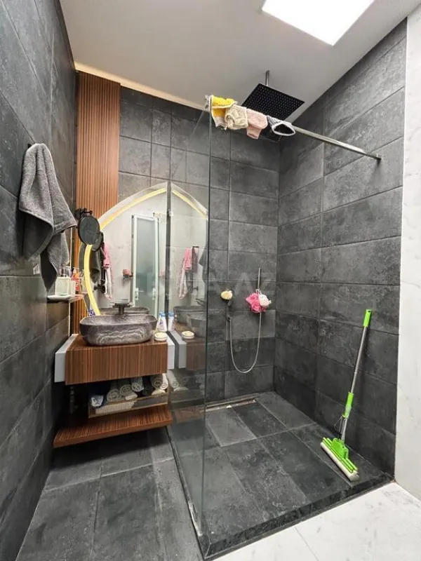 Satılır 3 otaqlı mənzil 89 m²