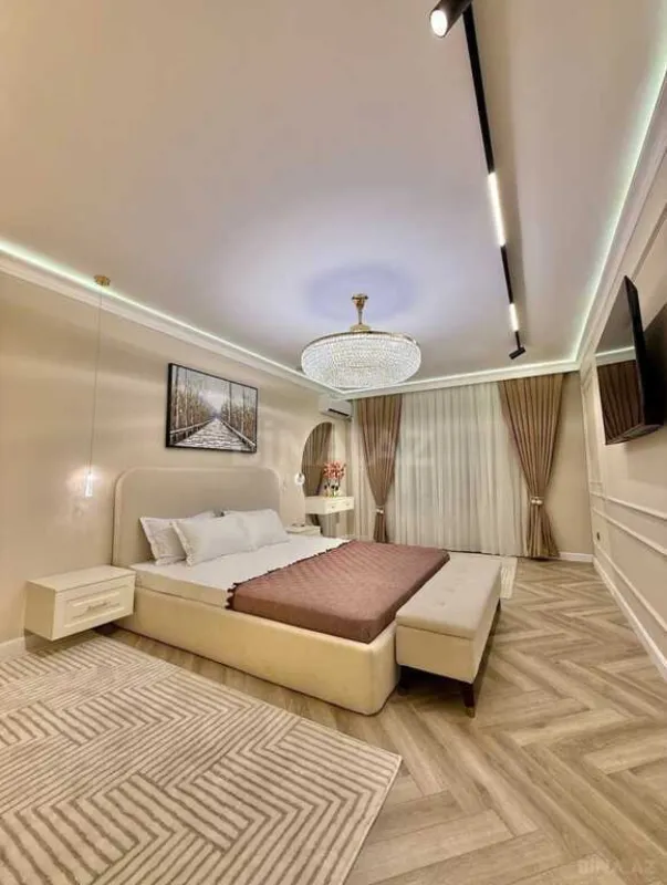 Kirayə verilir 3 otaqlı mənzil 145 m²